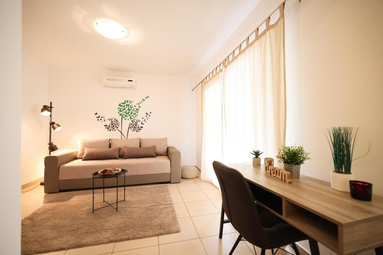 פטרצ'אנה Luxury Villa Nada With Pool מראה חיצוני תמונה