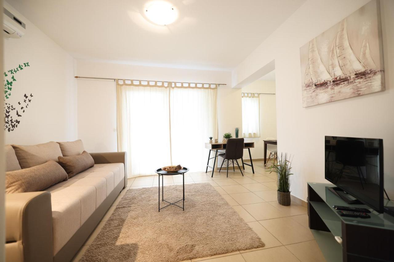 פטרצ'אנה Luxury Villa Nada With Pool מראה חיצוני תמונה