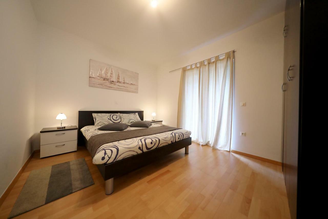 פטרצ'אנה Luxury Villa Nada With Pool מראה חיצוני תמונה