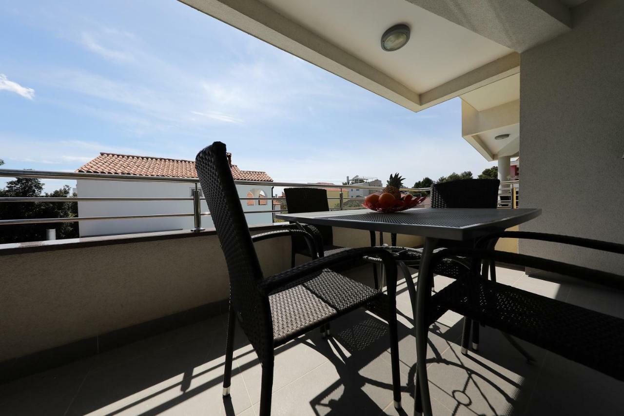 פטרצ'אנה Luxury Villa Nada With Pool מראה חיצוני תמונה