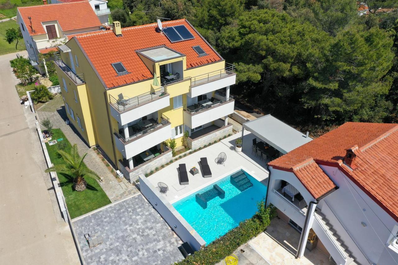 פטרצ'אנה Luxury Villa Nada With Pool מראה חיצוני תמונה