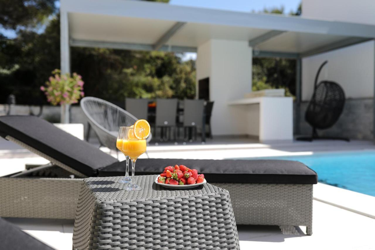פטרצ'אנה Luxury Villa Nada With Pool מראה חיצוני תמונה