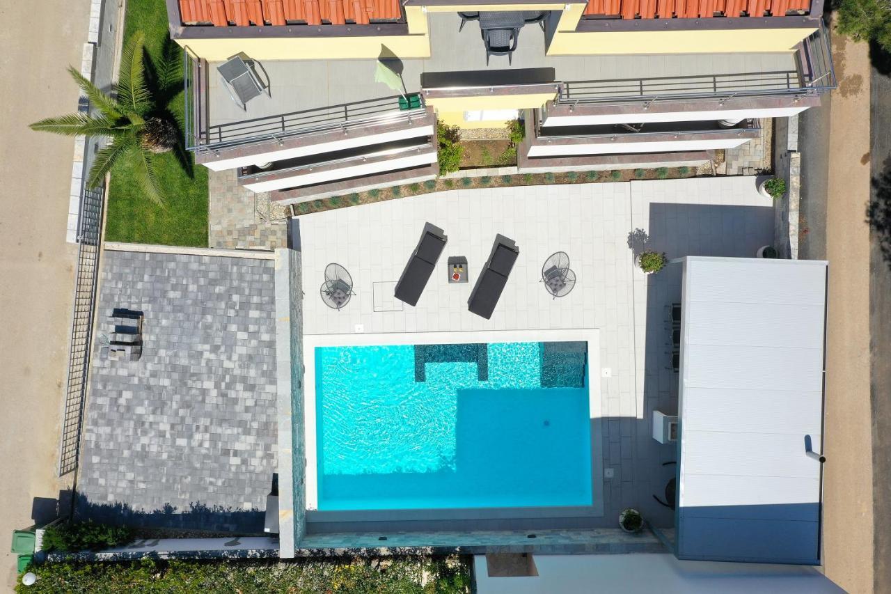 פטרצ'אנה Luxury Villa Nada With Pool מראה חיצוני תמונה